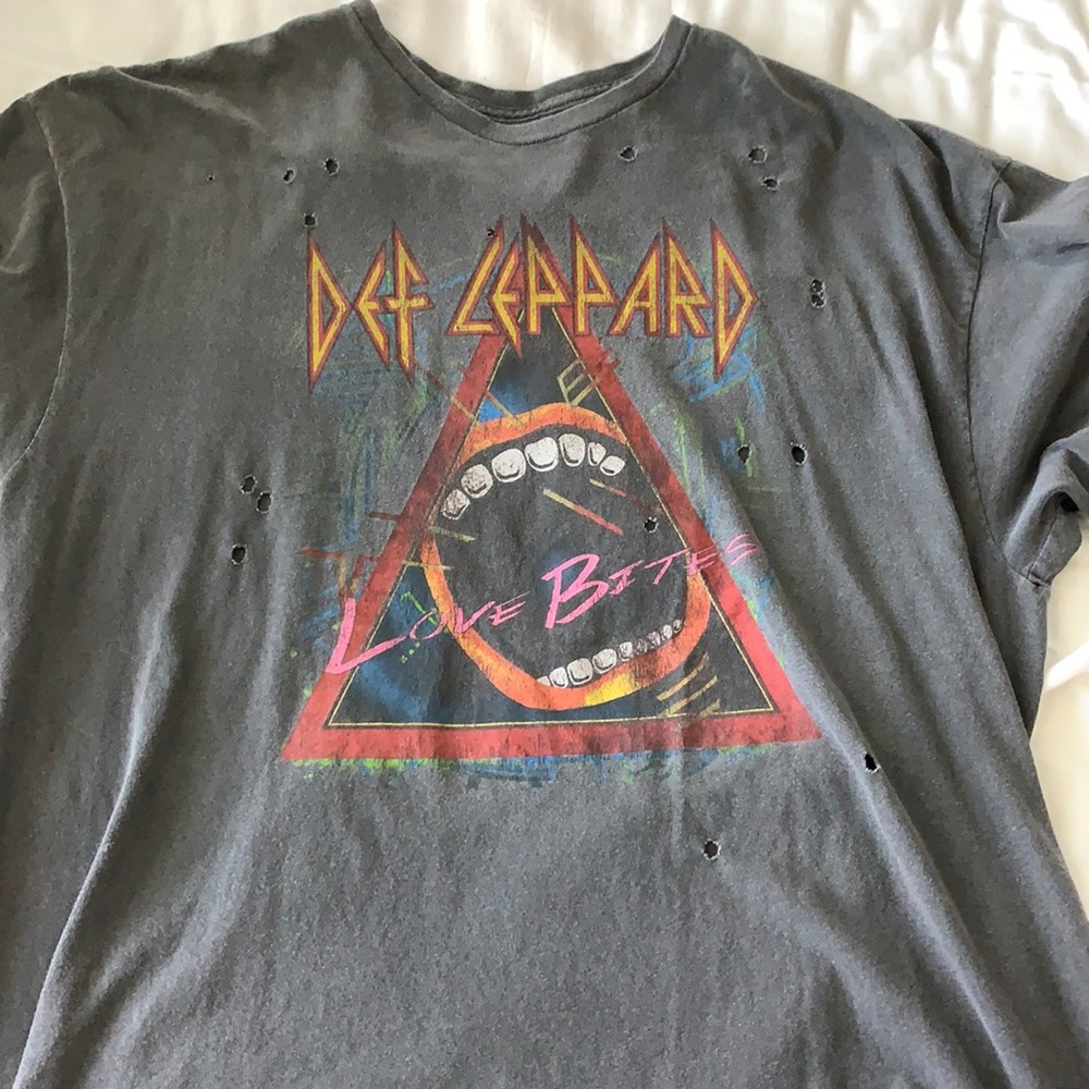 oversized def leppard band tee